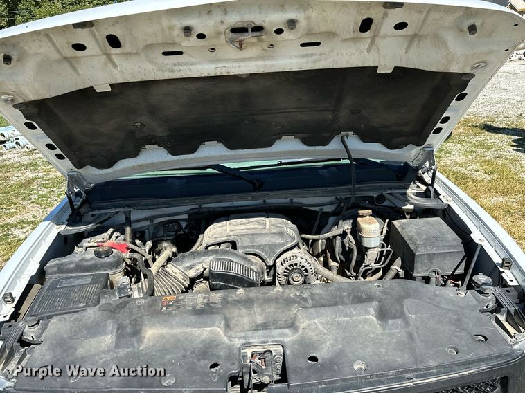 image for item NQ9444 2013 Chevrolet Silverado 1500  Ext. Cab pickup truck