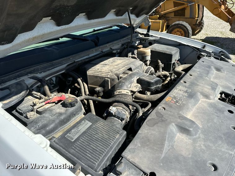 image for item NQ9444 2013 Chevrolet Silverado 1500  Ext. Cab pickup truck