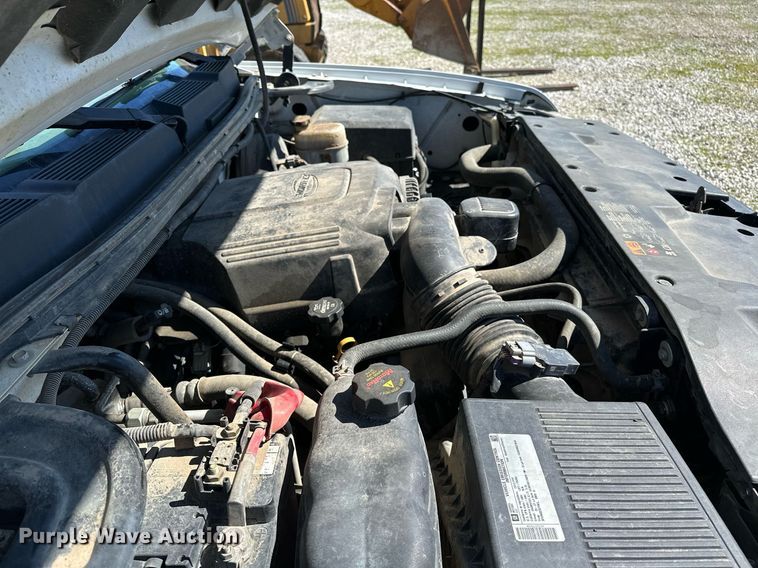 image for item NQ9444 2013 Chevrolet Silverado 1500  Ext. Cab pickup truck