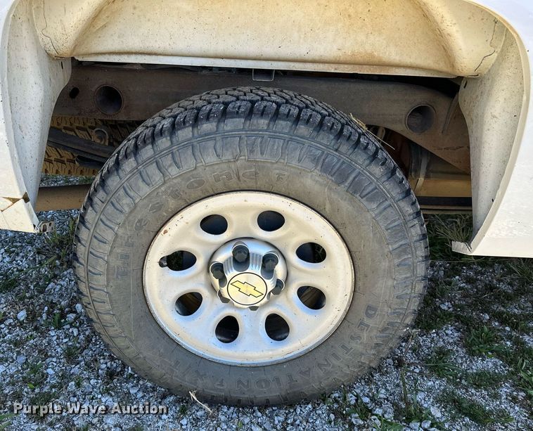 image for item NQ9444 2013 Chevrolet Silverado 1500  Ext. Cab pickup truck