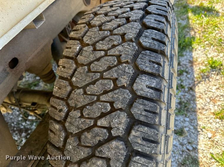 image for item NQ9444 2013 Chevrolet Silverado 1500  Ext. Cab pickup truck