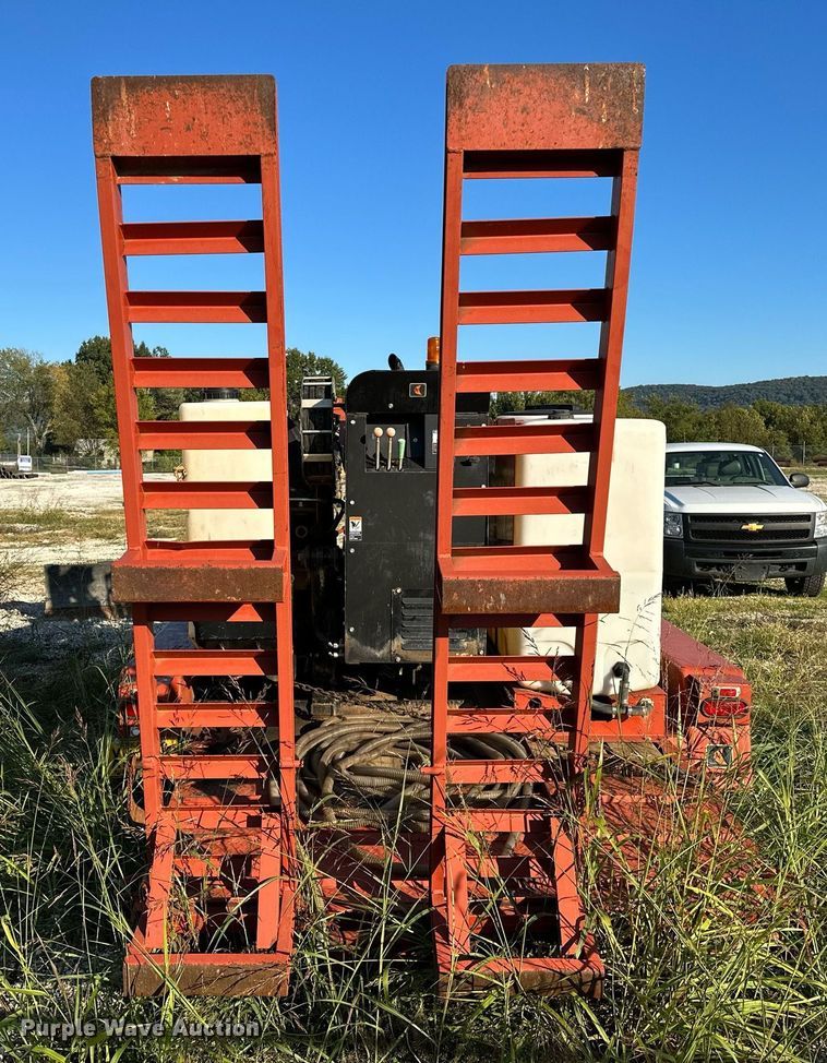 image for item NQ9445 2008 Ditch Witch JT922  directional boring unit