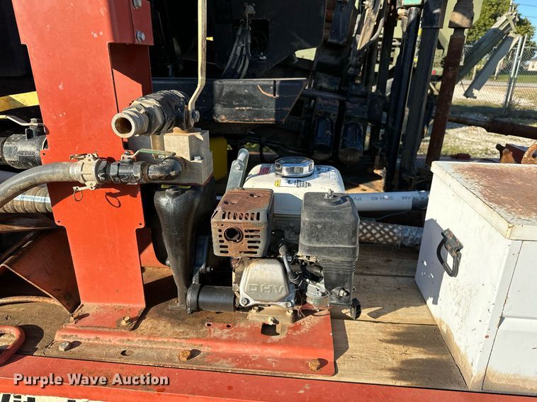 image for item NQ9445 2008 Ditch Witch JT922  directional boring unit