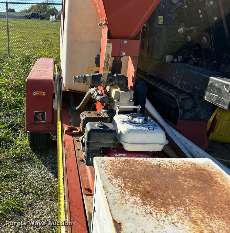 image for item NQ9445 2008 Ditch Witch JT922  directional boring unit