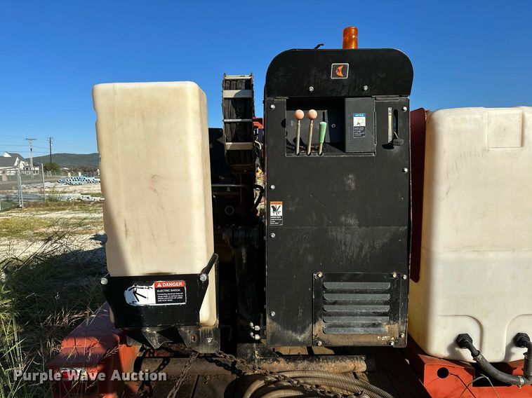 image for item NQ9445 2008 Ditch Witch JT922  directional boring unit