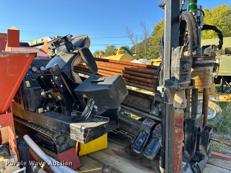 image for item NQ9445 2008 Ditch Witch JT922  directional boring unit