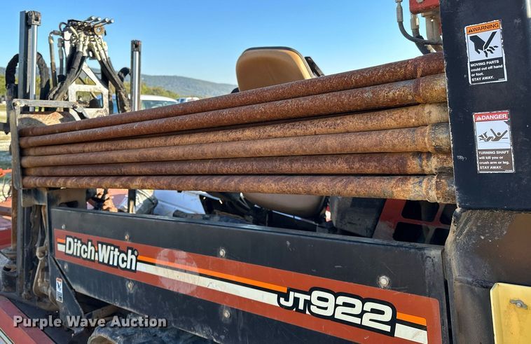 image for item NQ9445 2008 Ditch Witch JT922  directional boring unit