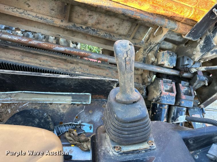 image for item NQ9445 2008 Ditch Witch JT922  directional boring unit