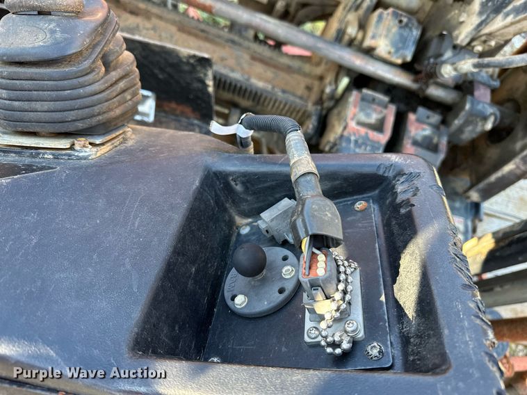 image for item NQ9445 2008 Ditch Witch JT922  directional boring unit