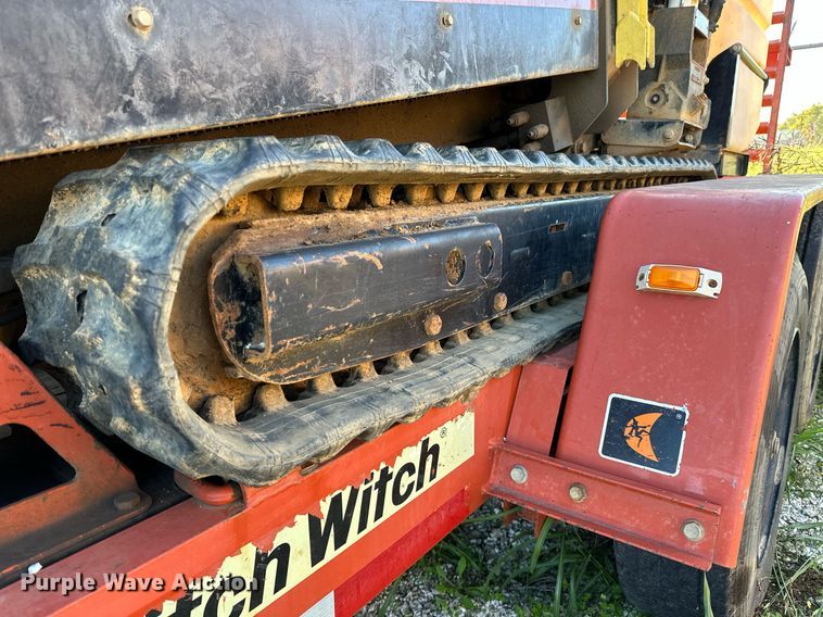 image for item NQ9445 2008 Ditch Witch JT922  directional boring unit