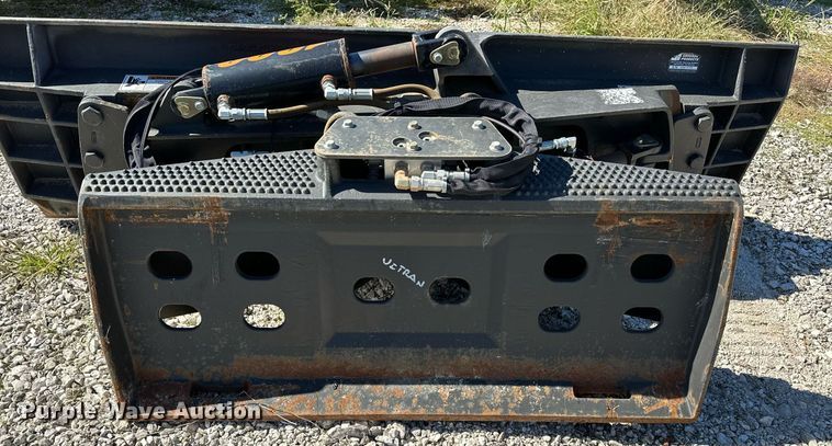 image for item NQ9446 New Holland 1300  skid steer dozer blade