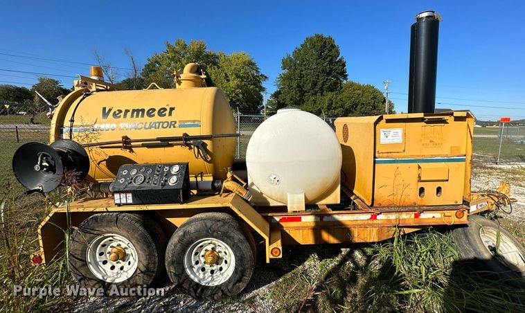 image for item NQ9447 2001 Vermeer E550  vacuum excavator
