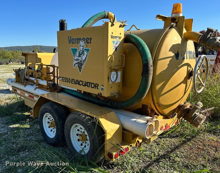 image for item NQ9447 2001 Vermeer E550  vacuum excavator