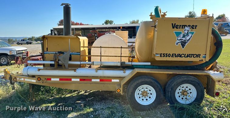 image for item NQ9447 2001 Vermeer E550  vacuum excavator