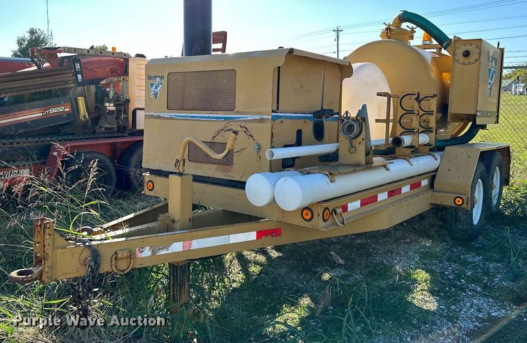 image for item NQ9447 2001 Vermeer E550  vacuum excavator