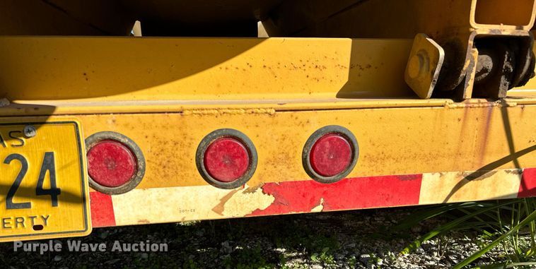 image for item NQ9447 2001 Vermeer E550  vacuum excavator