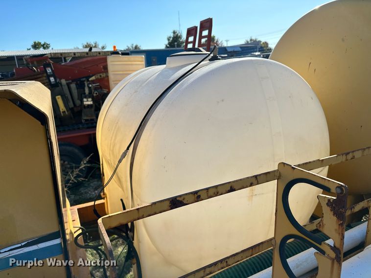 image for item NQ9447 2001 Vermeer E550  vacuum excavator