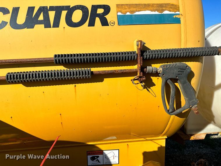 image for item NQ9447 2001 Vermeer E550  vacuum excavator