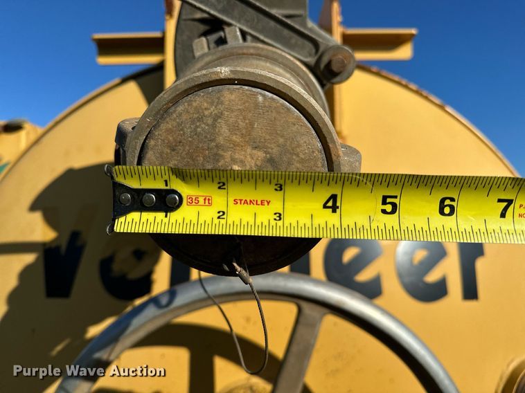 image for item NQ9447 2001 Vermeer E550  vacuum excavator