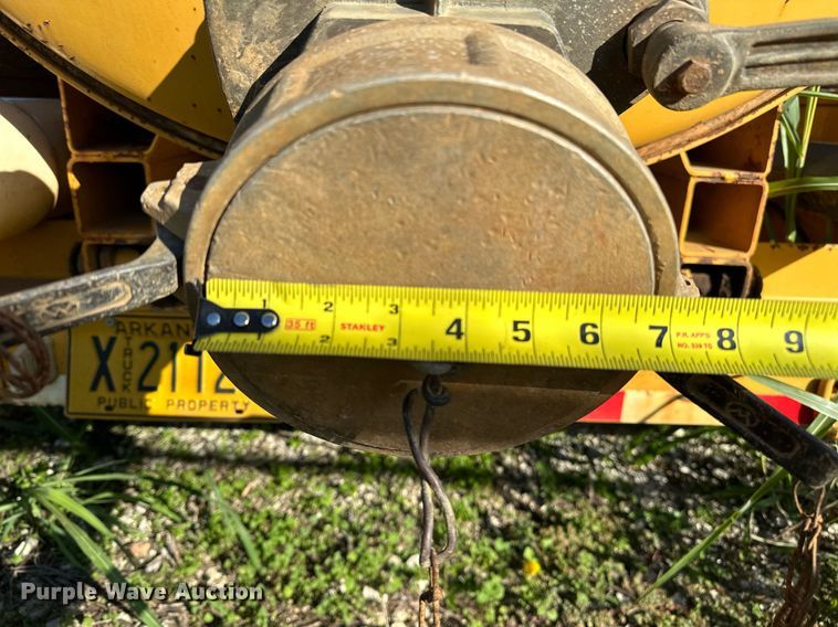 image for item NQ9447 2001 Vermeer E550  vacuum excavator