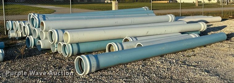 image for item NQ9451 Approximately 31 PVC pipes
