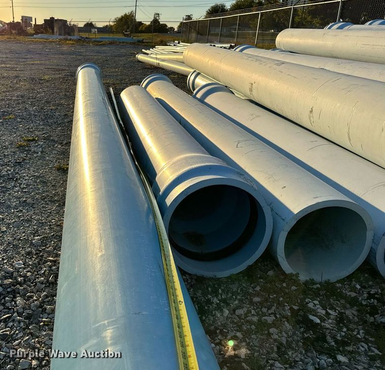 image for item NQ9451 Approximately 31 PVC pipes