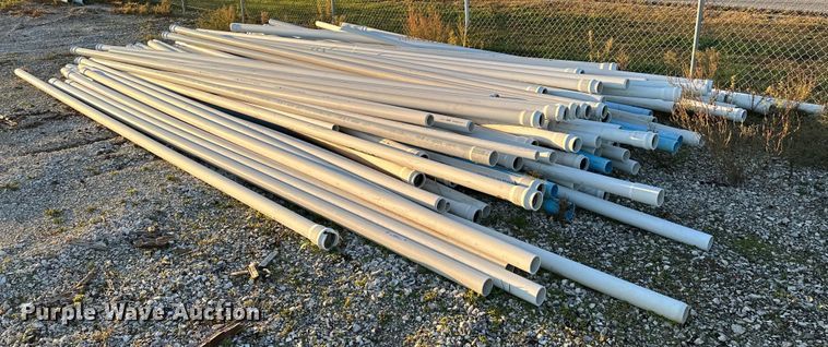 image for item NQ9453 Approximately 150 PVC pipes