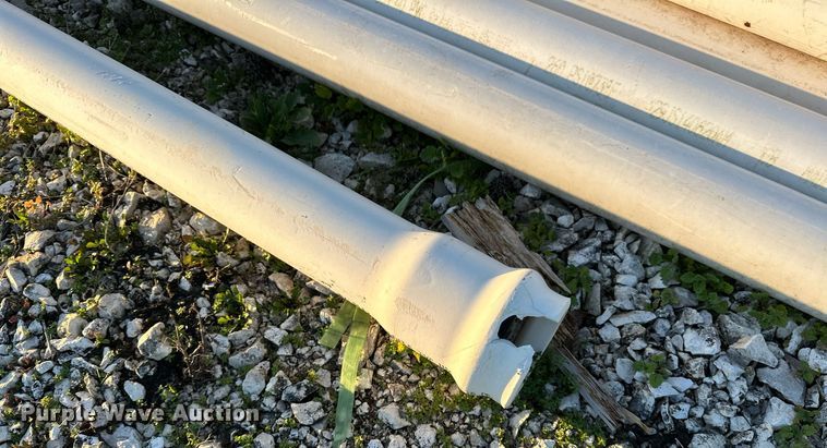 image for item NQ9453 Approximately 150 PVC pipes
