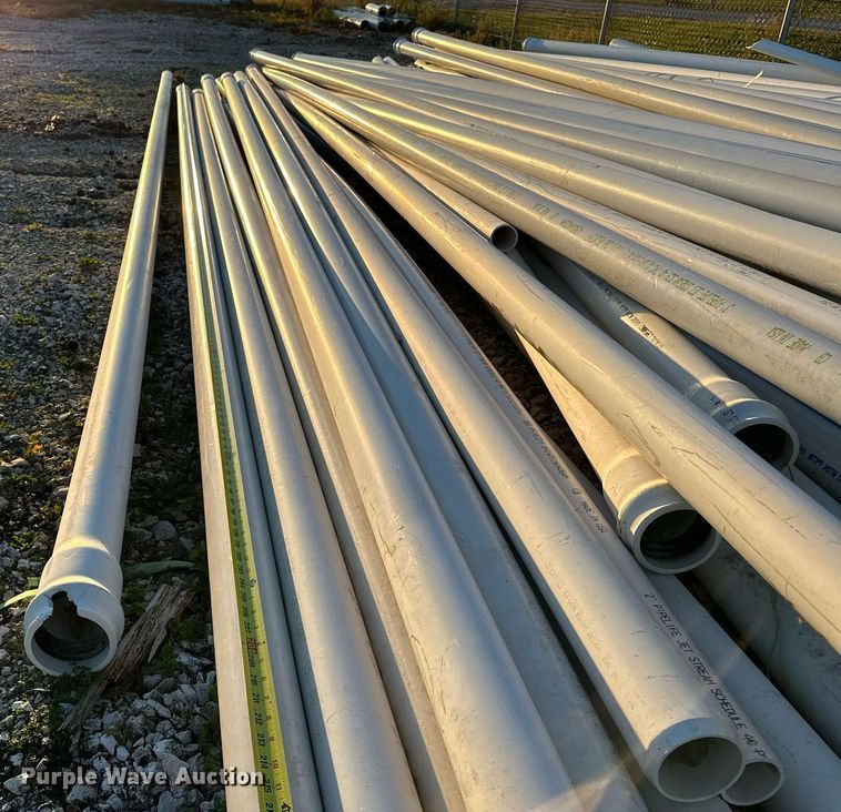 image for item NQ9453 Approximately 150 PVC pipes