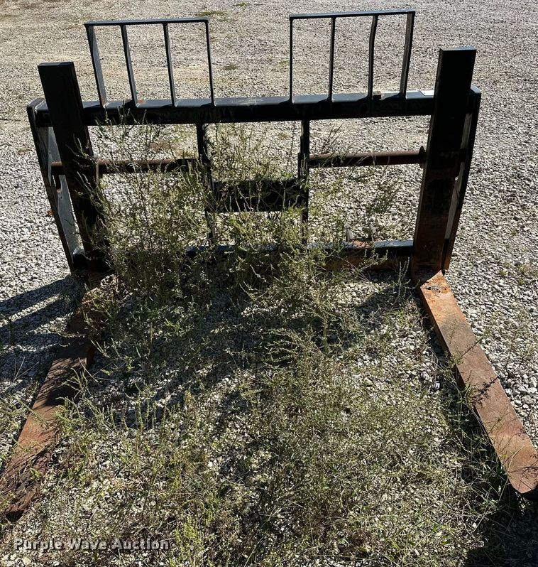 image for item NQ9457 Wheel loader pallet forks