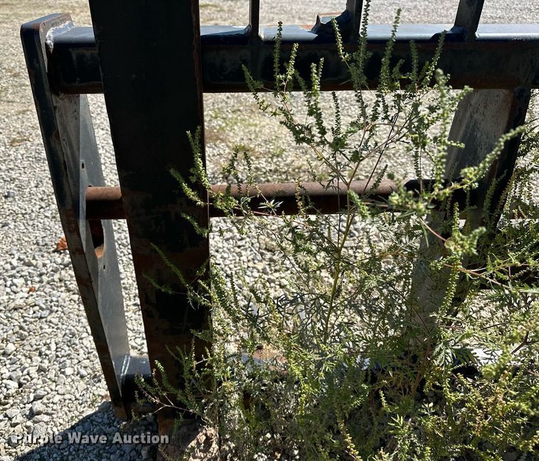 image for item NQ9457 Wheel loader pallet forks