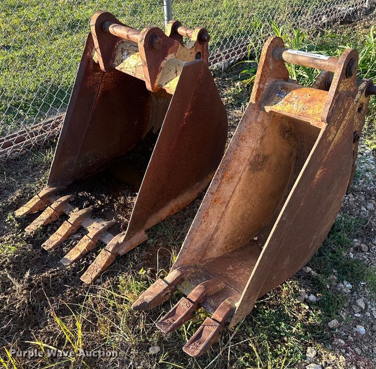image for item NQ9459 (2) backhoe buckets
