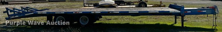 image for item NQ9460 2006 R&R TL641  equipment trailer