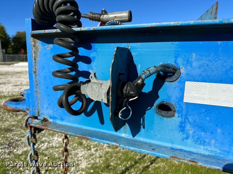 image for item NQ9460 2006 R&R TL641  equipment trailer