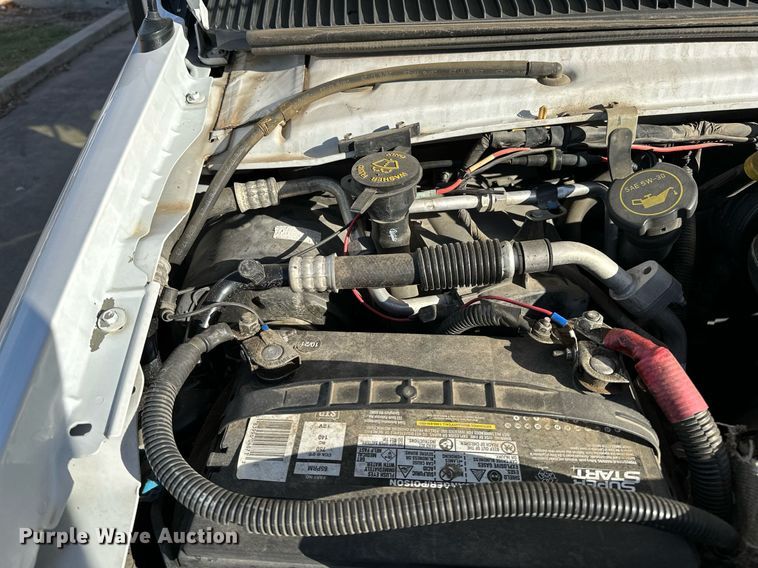 image for item NQ9461 2017 Ford E450  shuttle bus