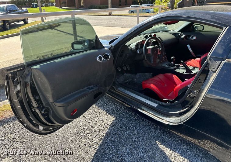 image for item NQ9464 2003 Nissan 350Z