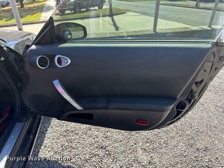 image for item NQ9464 2003 Nissan 350Z