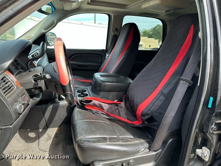 image for item NQ9465 2007 GMC Yukon  SUV