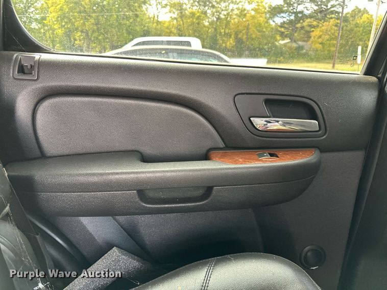 image for item NQ9465 2007 GMC Yukon  SUV