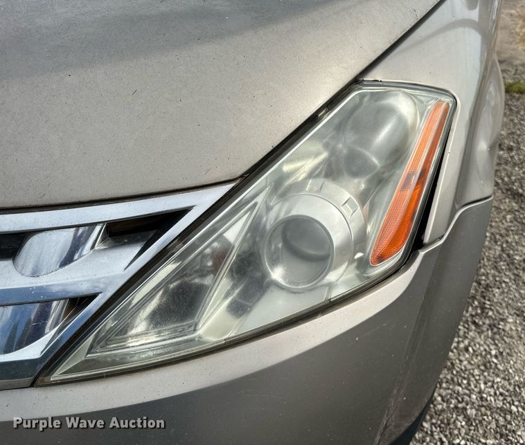 image for item NQ9466 2003 Nissan Murano  SUV