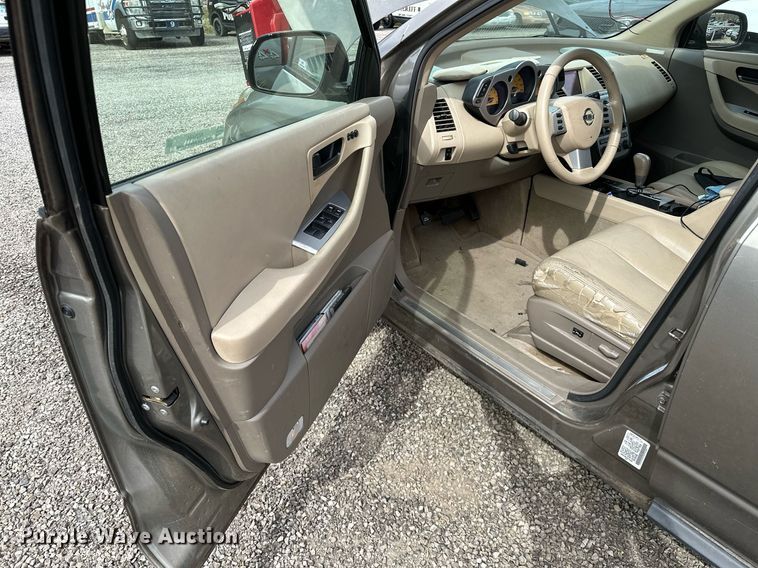 image for item NQ9466 2003 Nissan Murano  SUV