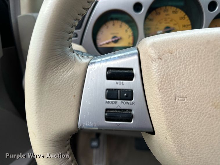 image for item NQ9466 2003 Nissan Murano  SUV