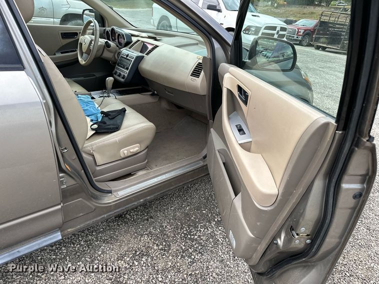 image for item NQ9466 2003 Nissan Murano  SUV