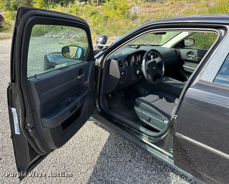 image for item NQ9467 2010 Dodge Charger