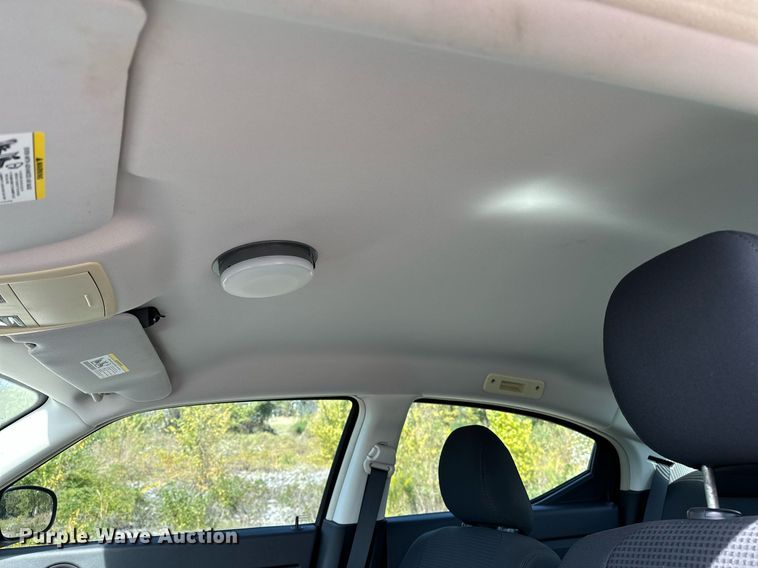 image for item NQ9467 2010 Dodge Charger