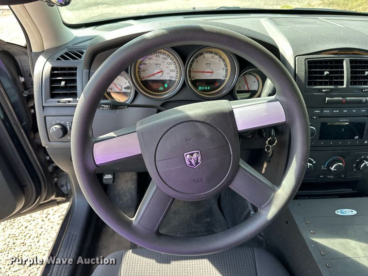 image for item NQ9467 2010 Dodge Charger