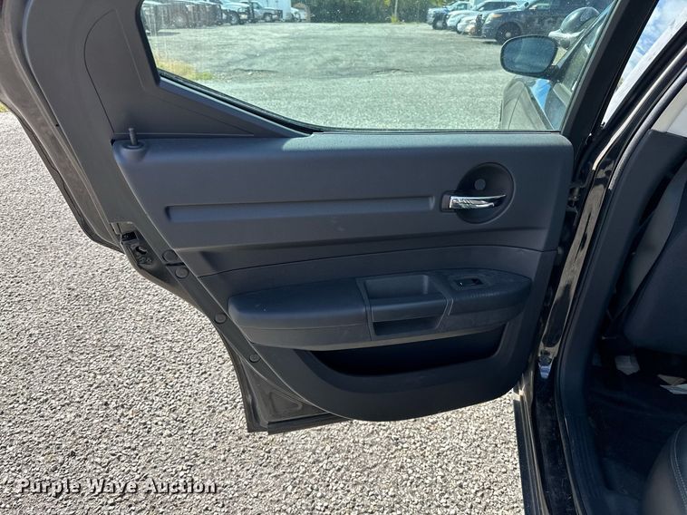 image for item NQ9467 2010 Dodge Charger