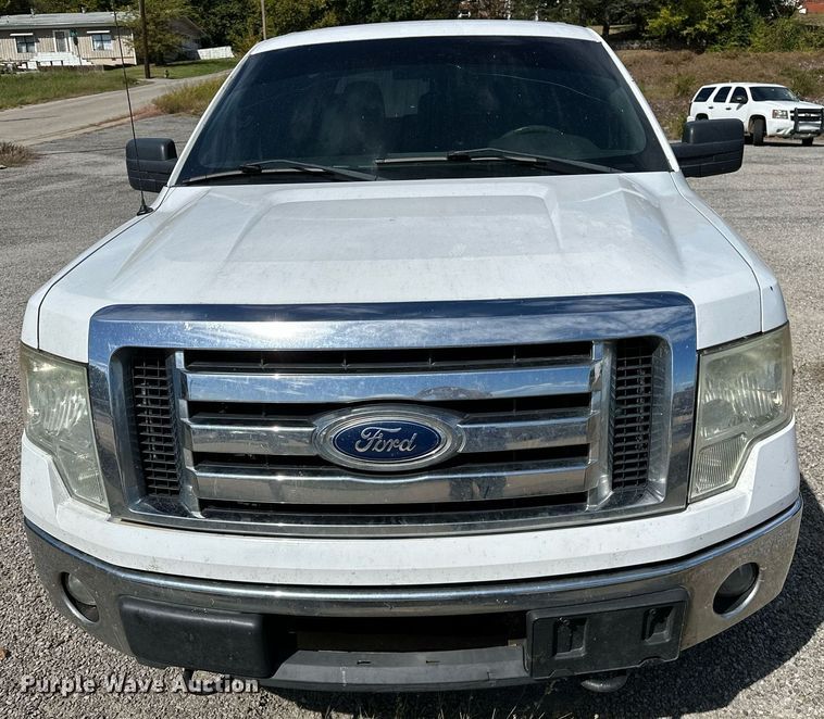 image for item NQ9468 2011 Ford F150  SuperCrew pickup truck