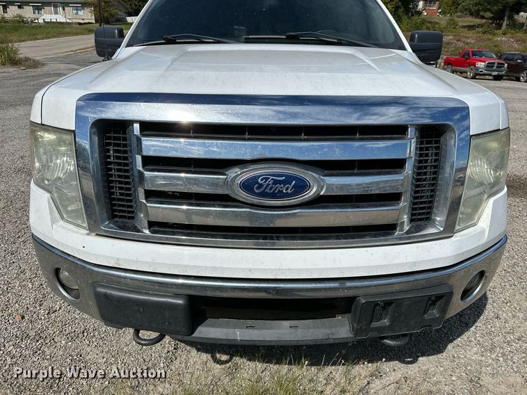 image for item NQ9468 2011 Ford F150  SuperCrew pickup truck
