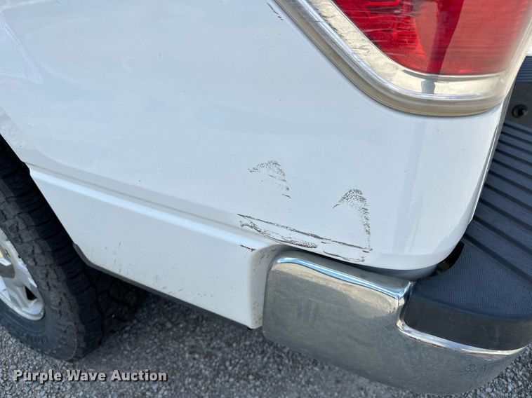 image for item NQ9468 2011 Ford F150  SuperCrew pickup truck